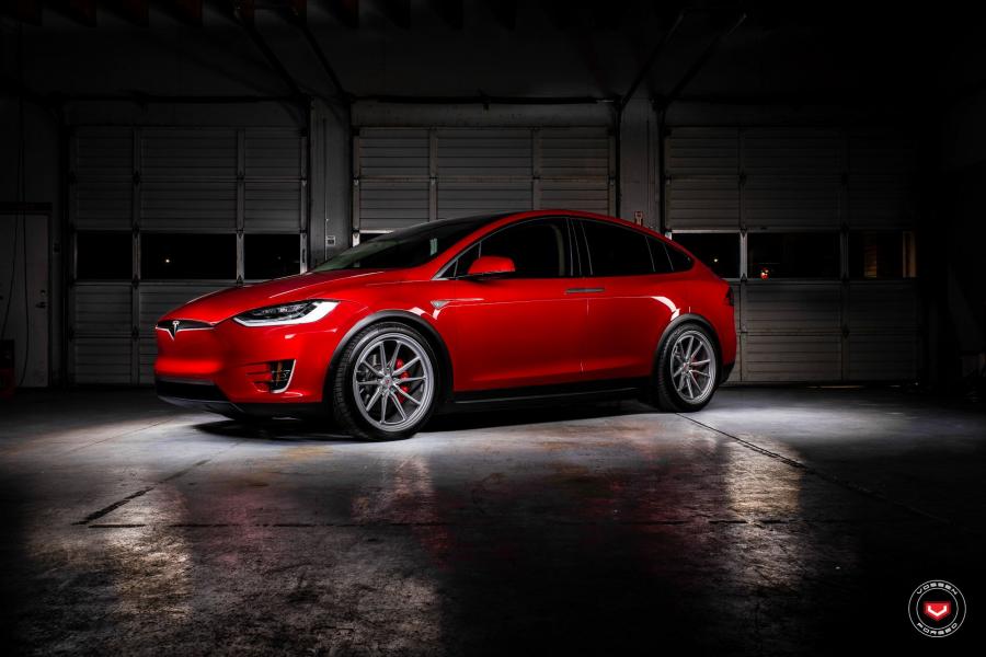  Tesla Model X P90D on Vossen Wheels (ML-X2) 2019 года  (фото 1 из 9)